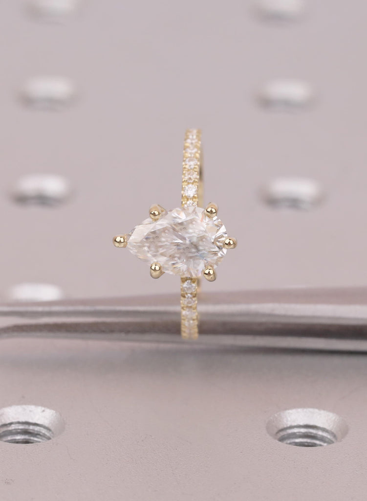 Lab Grown Dimond Gold Rings Women, Pear Cut Diamond Hidden Halo Engagement Ring, 14K 18K Gold image #2