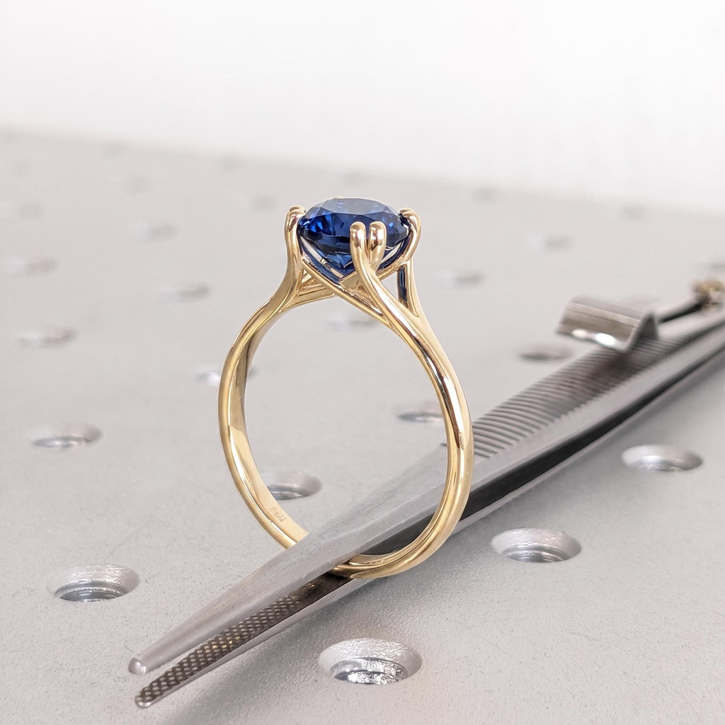 Blue Sapphire Engagement Rings for Women | Round cut Solitaire 14k/18k Gold Bridal Jewelry | Unique Split Shank Ring image #4