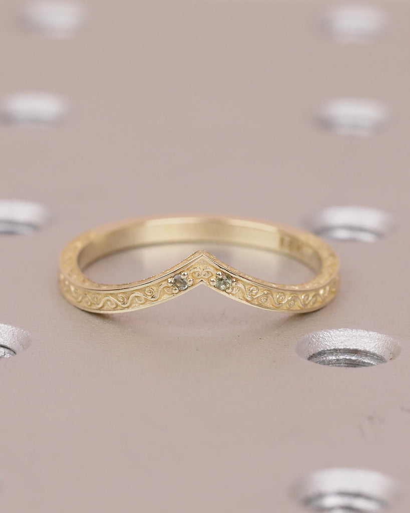 Curved Wedding Band Women, V-Shaped 14k Solid Gold Filigree Ring, Unique Green Sapphire Birthstone Jewelry, Vintage Inspired Stacking Ring image #13