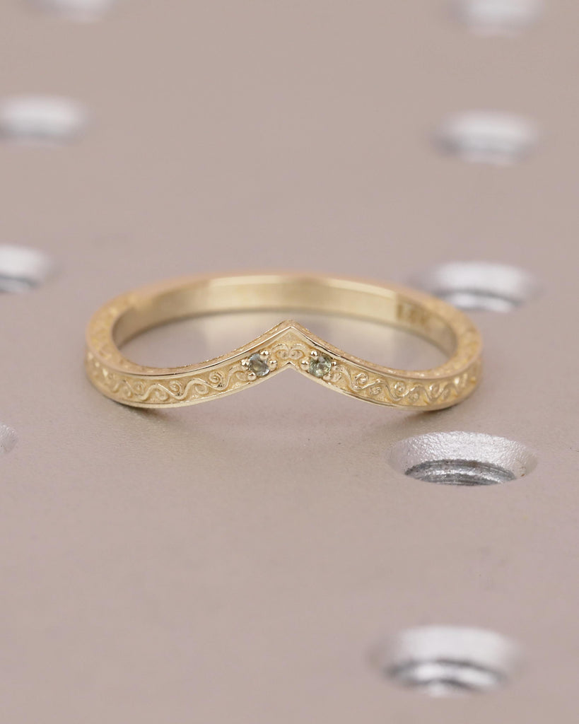 14k Yellow Gold Wedding Ring, Minimalist Chevron Ring, Green Sapphire Gemstone image #8