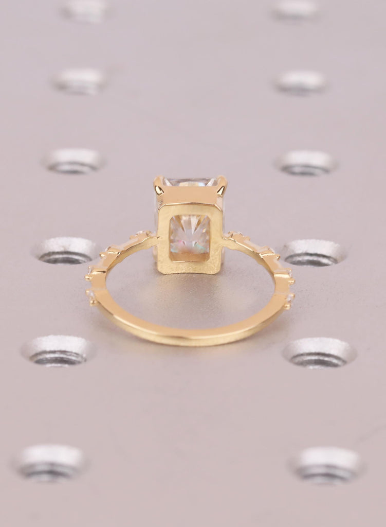 2.5 CT Radiant Cut VVS Lab Grown Diamond Engagement Ring, IGI Certified Radiant Diamond Ring, Round Side Stone Ring, Four Prong Setting image #7