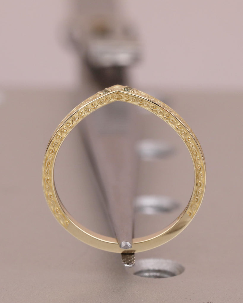 14k Yellow Gold Wedding Ring, Minimalist Chevron Ring, Green Sapphire Gemstone image #7