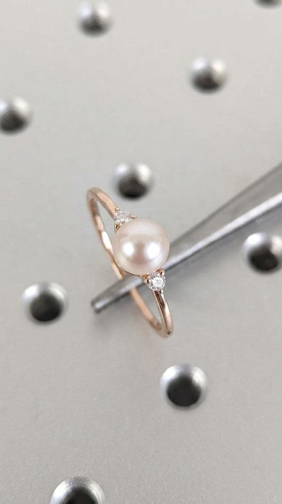 Vintage Akoya Pearl Engagement Ring | 14K Rose Gold | Round Pearl Wedding Ring | Diamond Side Stones | Classic Pearl Jewelry | Antique Ring image #3