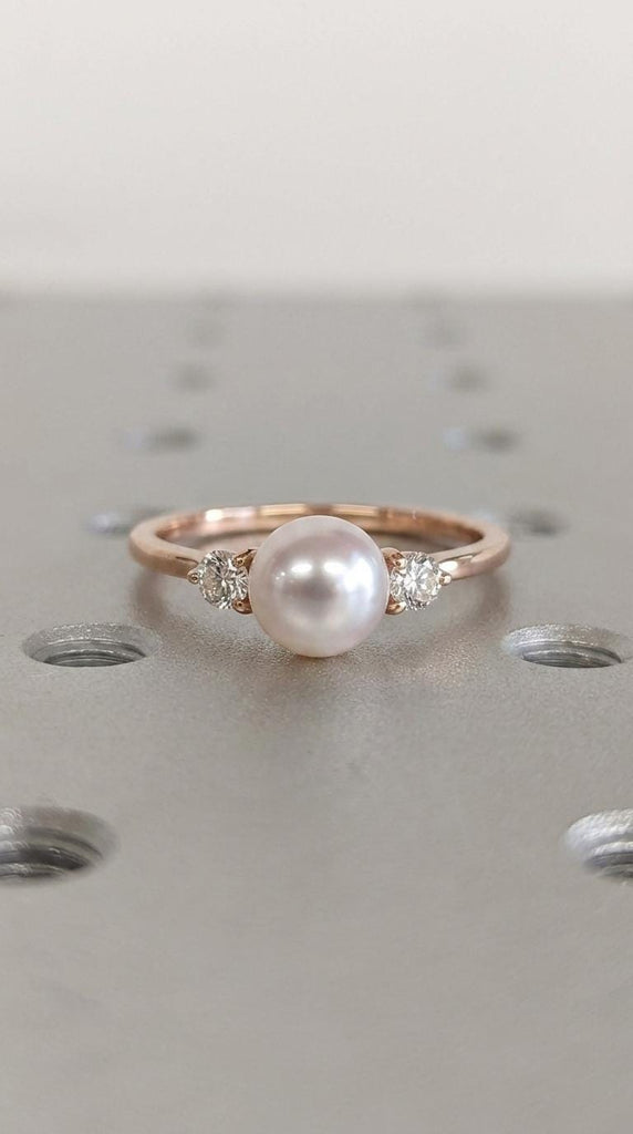 Vintage Akoya Pearl Engagement Ring | 14K Rose Gold | Round Pearl Wedding Ring | Diamond Side Stones | Classic Pearl Jewelry | Antique Ring