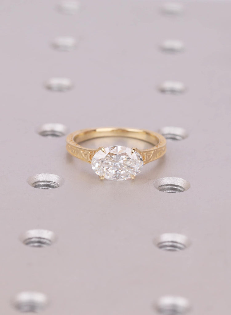 Art Deco Oval cut Lab Diamond Engagement Ring, 18K Yellow Gold Filigree Band, Claw Prong Ring image #2