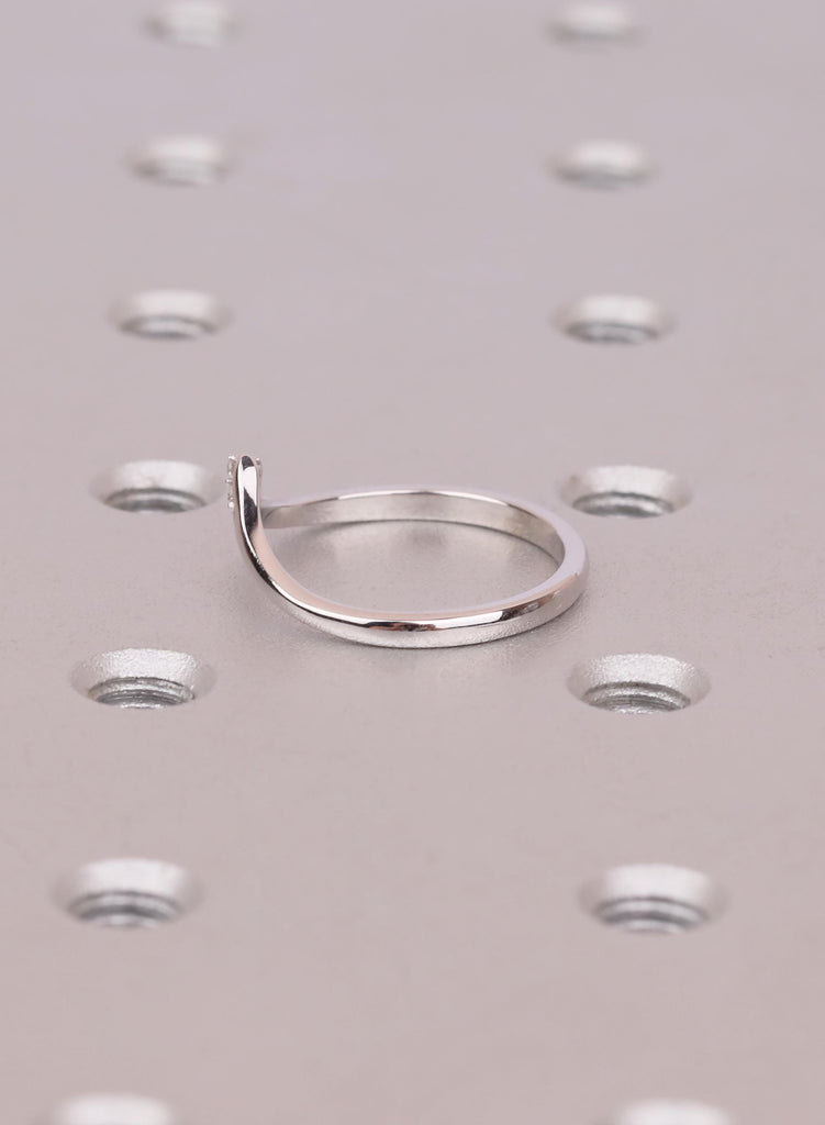 14K/18K Solid Gold Dainty Curved Wedding Band, Nature Inspired Leaf Branch Diamond Thin Wedding Band, Stacking Ring image #7