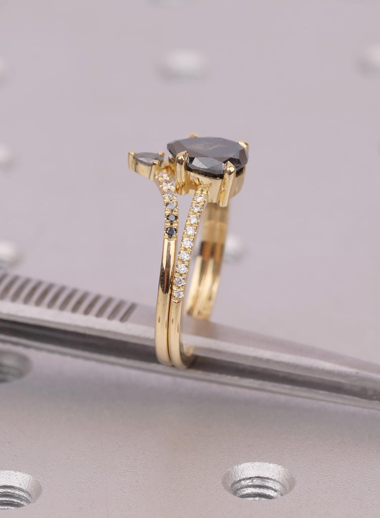 Pear Salt and Pepper Diamond Bridal Set, 18K Gold Ombre Band, Unique Engagement Ring image #12