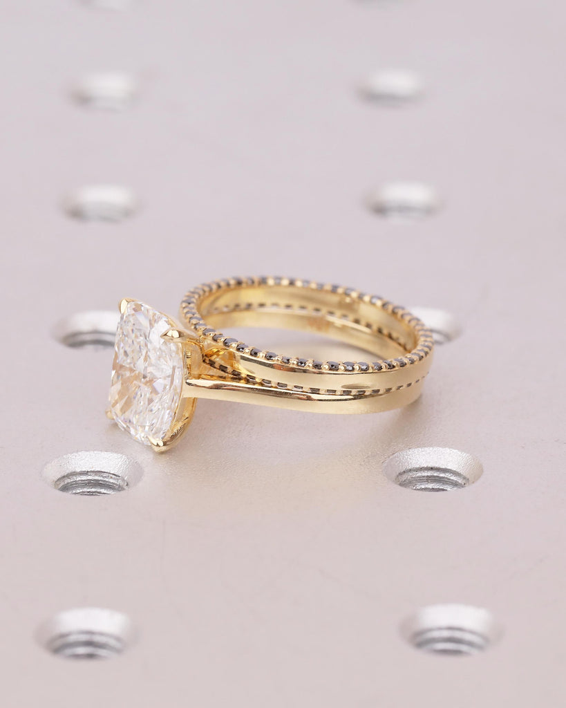 Elongated Cushion Cut Lab Grown Diamond Wedding Ring Set, Black Diamond Stacking Rings in 18k Gold image #4