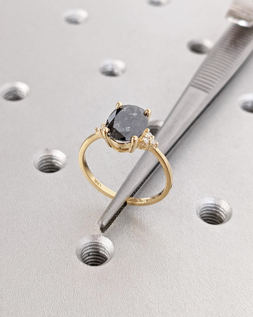 Oval Salt & Pepper Diamond Cluster Engagement Ring, 14K Solid Gold Vintage Bridal Ring, Anniversary Ring for Women image #9