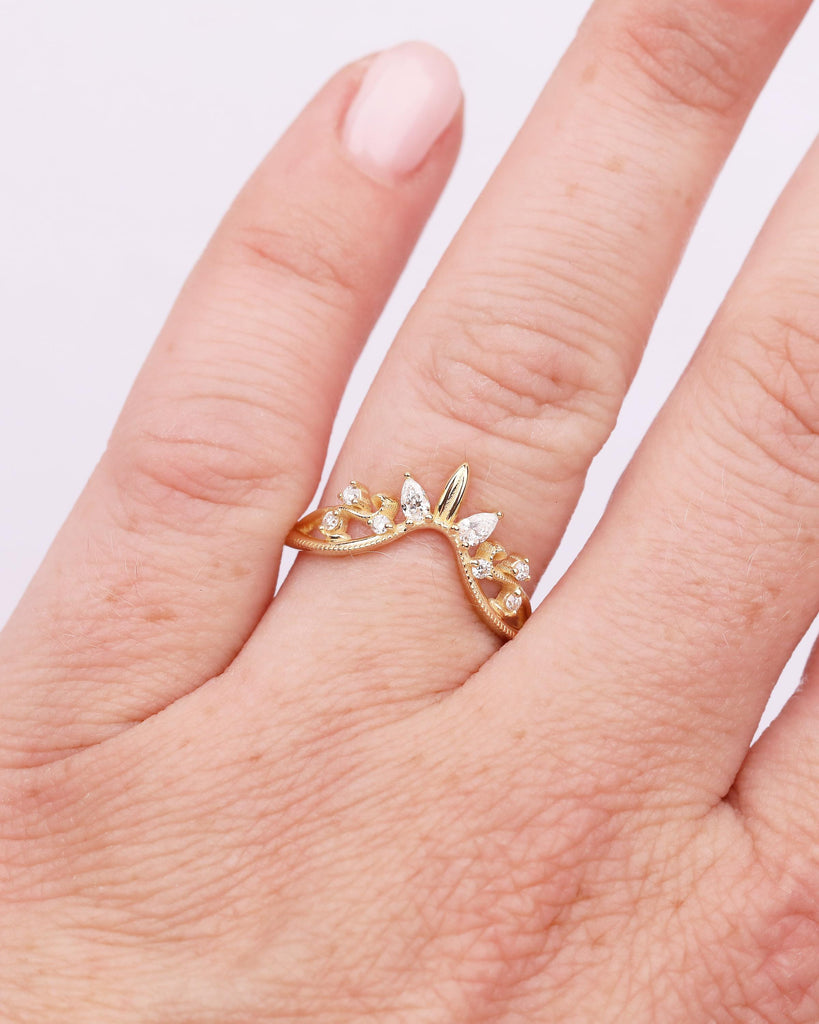 Diamond Wedding Band Women, Vintage 18k Solid Gold Promise Ring for Her, Milgrain Floral Crown Ring, Nature Stackable Rings, Birthday Gift image #2