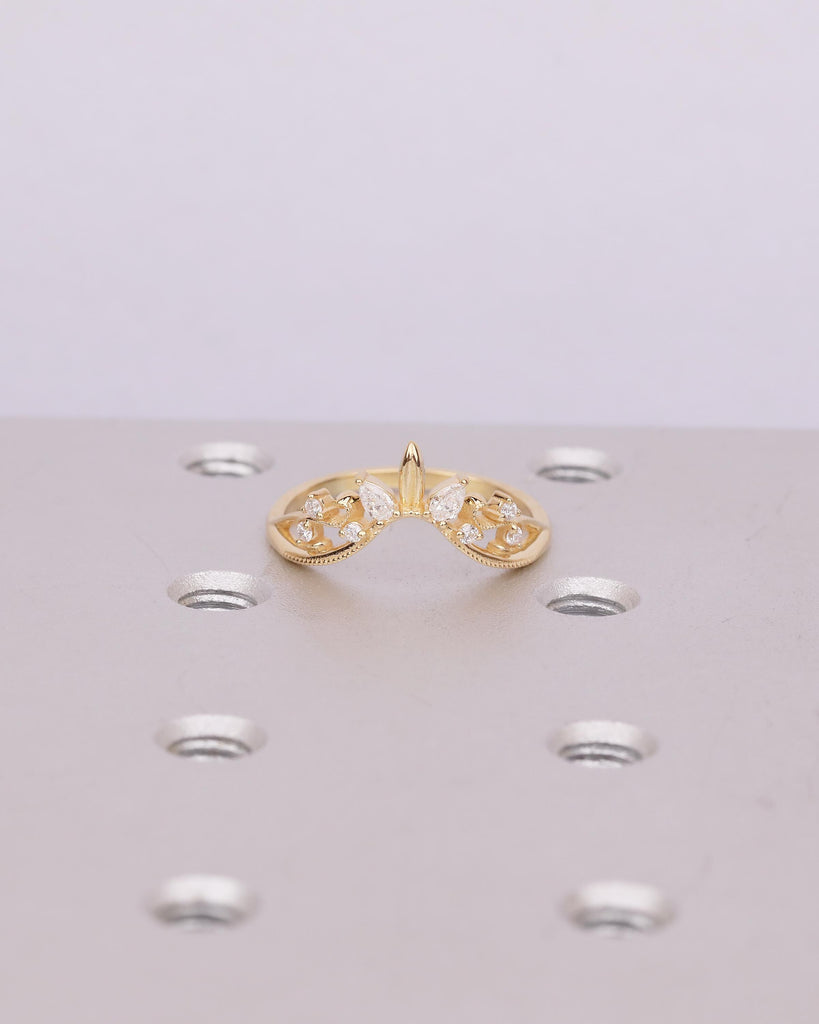 Diamond Wedding Band Women, Vintage 18k Solid Gold Promise Ring for Her, Milgrain Floral Crown Ring, Nature Stackable Rings, Birthday Gift image #1
