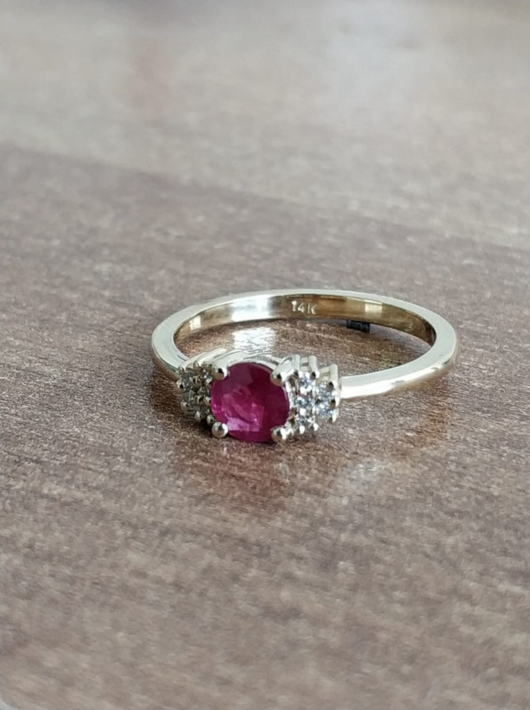 14k Yellow gold vintage ruby and diamonds engagement ring (1/10 ct. tw.) round cut prongs set