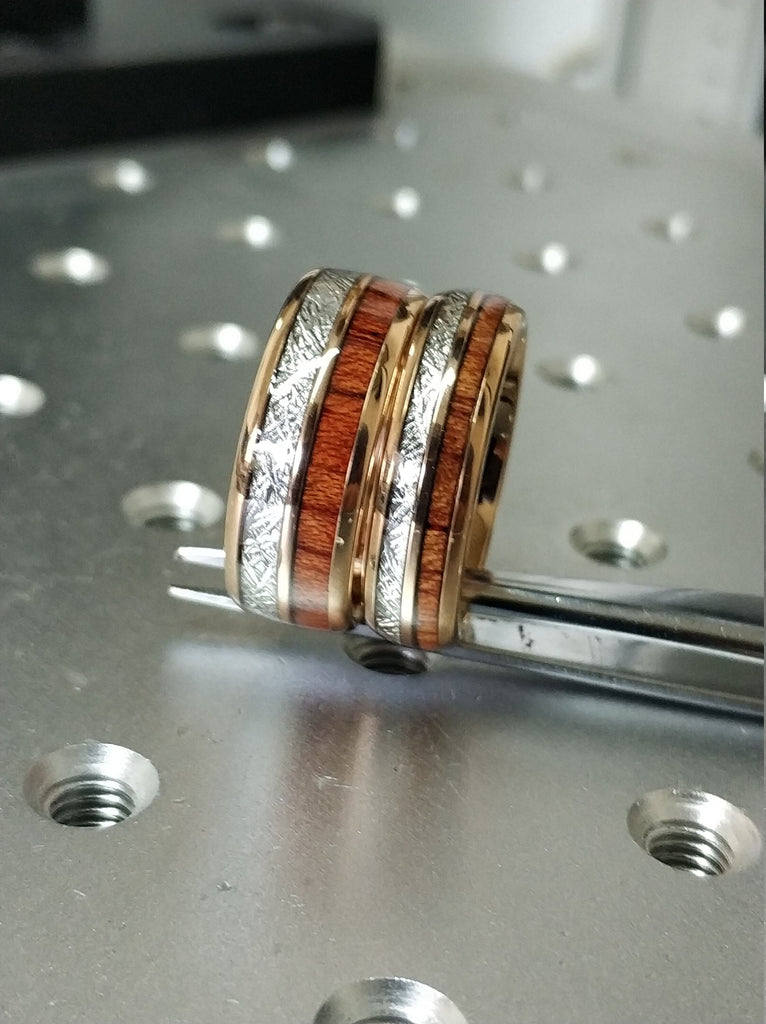 Rose Gold Wood Meteorite Tungsten Ring Male Wedding Band Polished 2-Inlay Domed Design 8MM Size 5 to 14 Mens Anniversary Fathers Day Gift