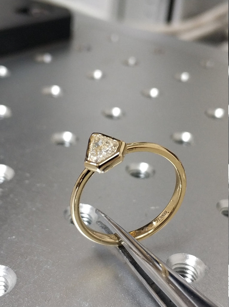 Kite Diamond Ring, Shield Diamond Ring, Diamond Shaped Diamond Ring, Unique Diamond Ring, Vintage Style Diamond Ring Yellow Gold