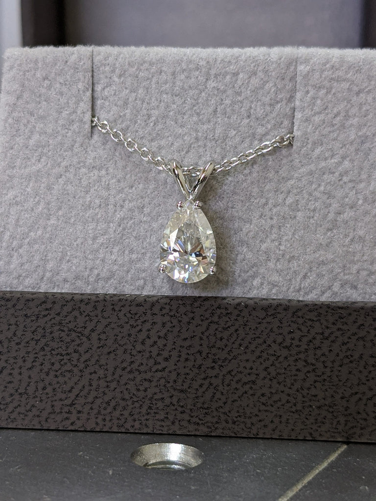 0.5ct Pear Pendant 14k Gold Necklace , Moissanite Pendant, Solitaire Ladies Necklace , Tear Shape Pendant, Pear Shaped Necklace