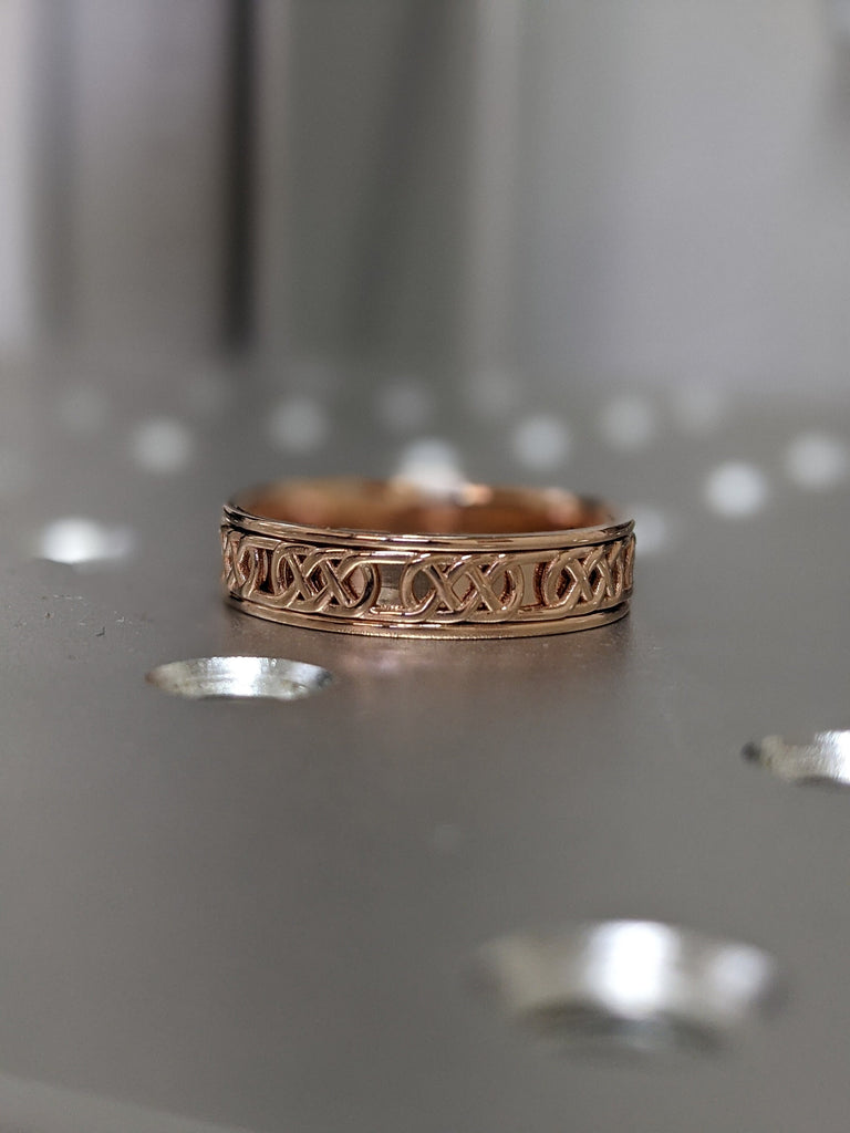 Celtic wedding band, Celtic pattern wedding ring, Celtic knot ring, Unique wedding ring Small wedding band Celtic band,14k solid Yellow gold