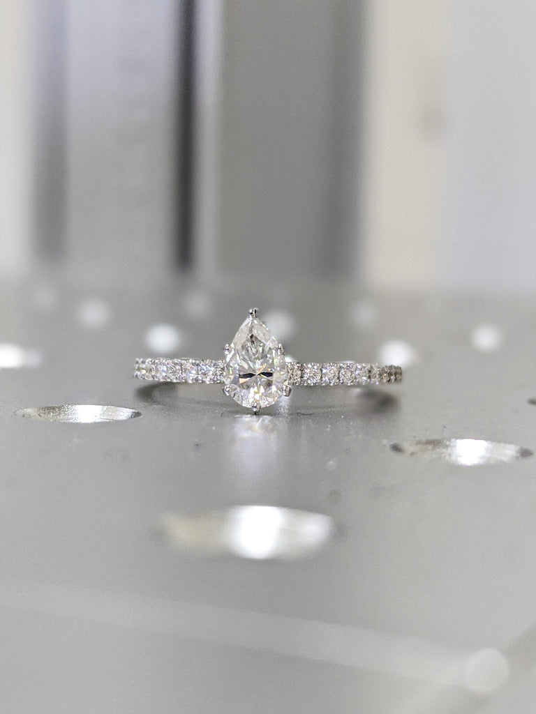 Delicate 14K Solid Gold Engagement Ring /0.5CT Pear Moissanite Diamond Wedding Ring/Moissanite Engagement Ring/Stack Ring/Promise ring gold