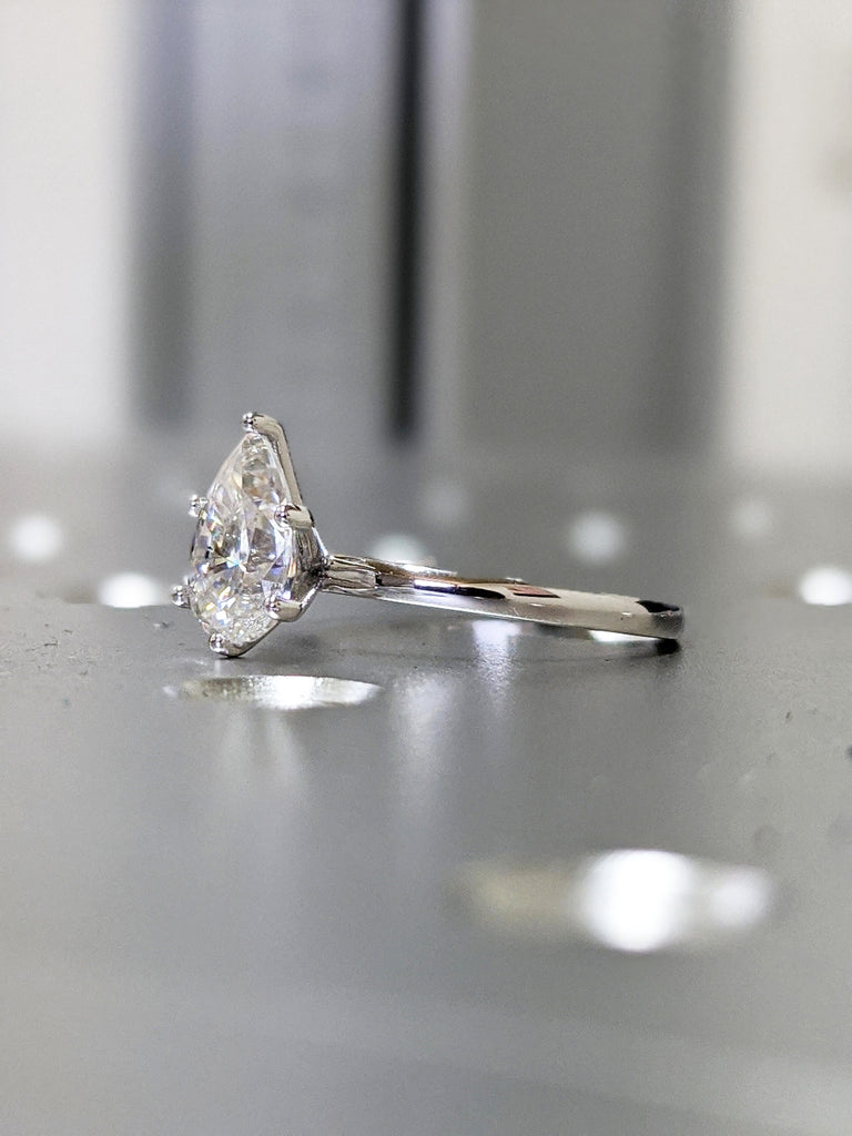 Water Drop Shape/ 1.5ct Pear Cut Moissanite/ Engagement Wedding Promise Ring/ 5 Prongs/ Solitaire Antique/ Stackable Ring/ 14K Gold Ring