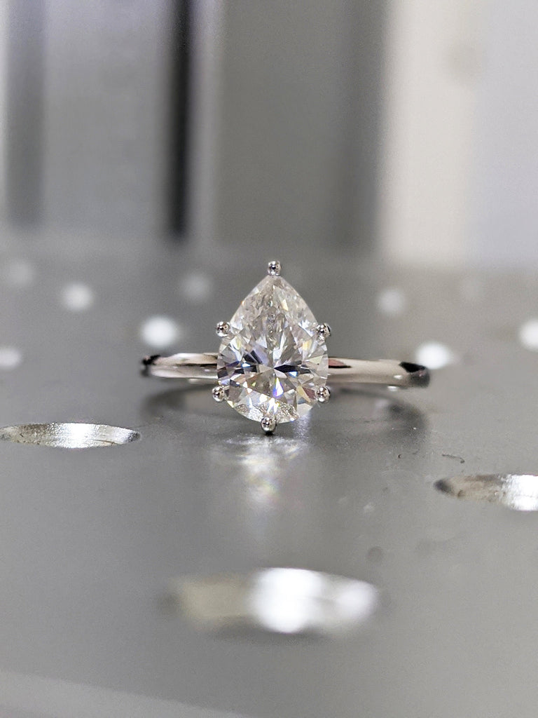 Solitaire Water Drop Shape/ 1.5ct Pear Cut Moissanite/ Engagement Wedding Promise Ring/ 5 Prongs/ Solitaire Antique/ Stackable Ring