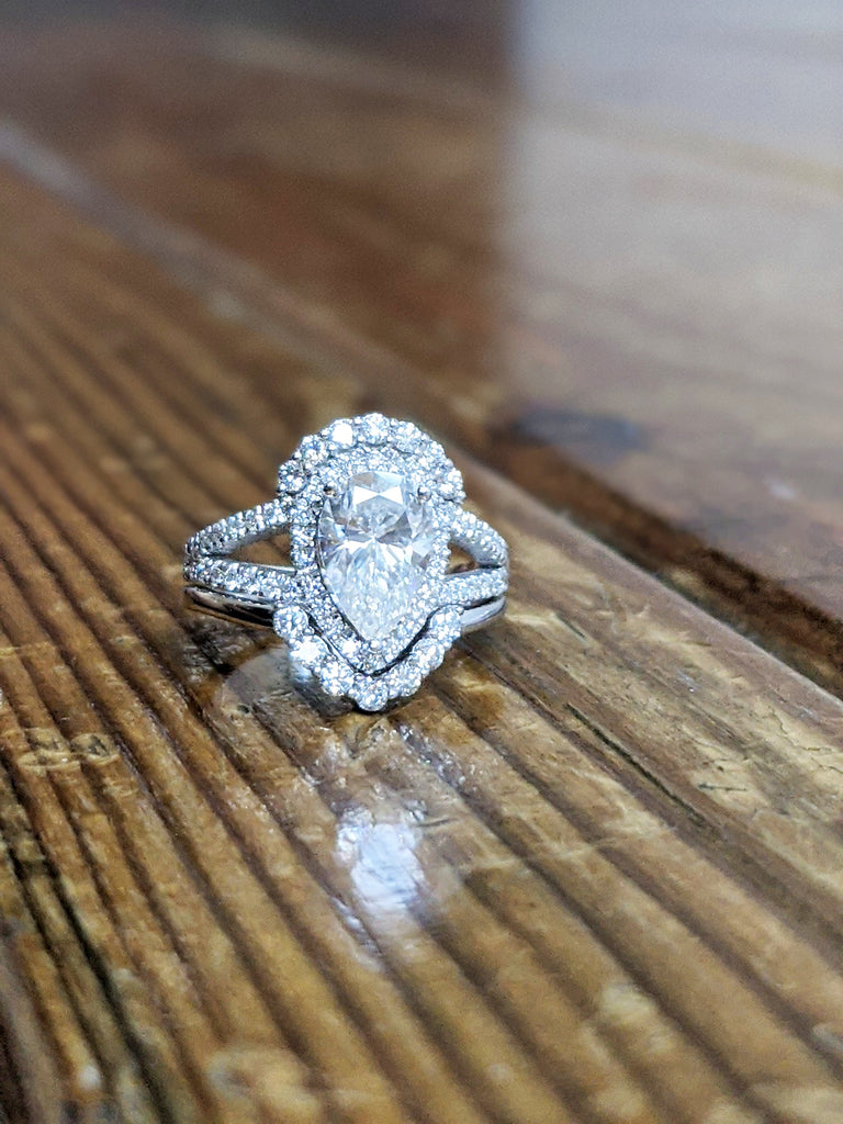 Pear Shaped Moissanite Engagement Ring Set, White Gold Gift Halo Diamond Band ,Chevron Ring, Twisted Band Vintage Anniversary Ring