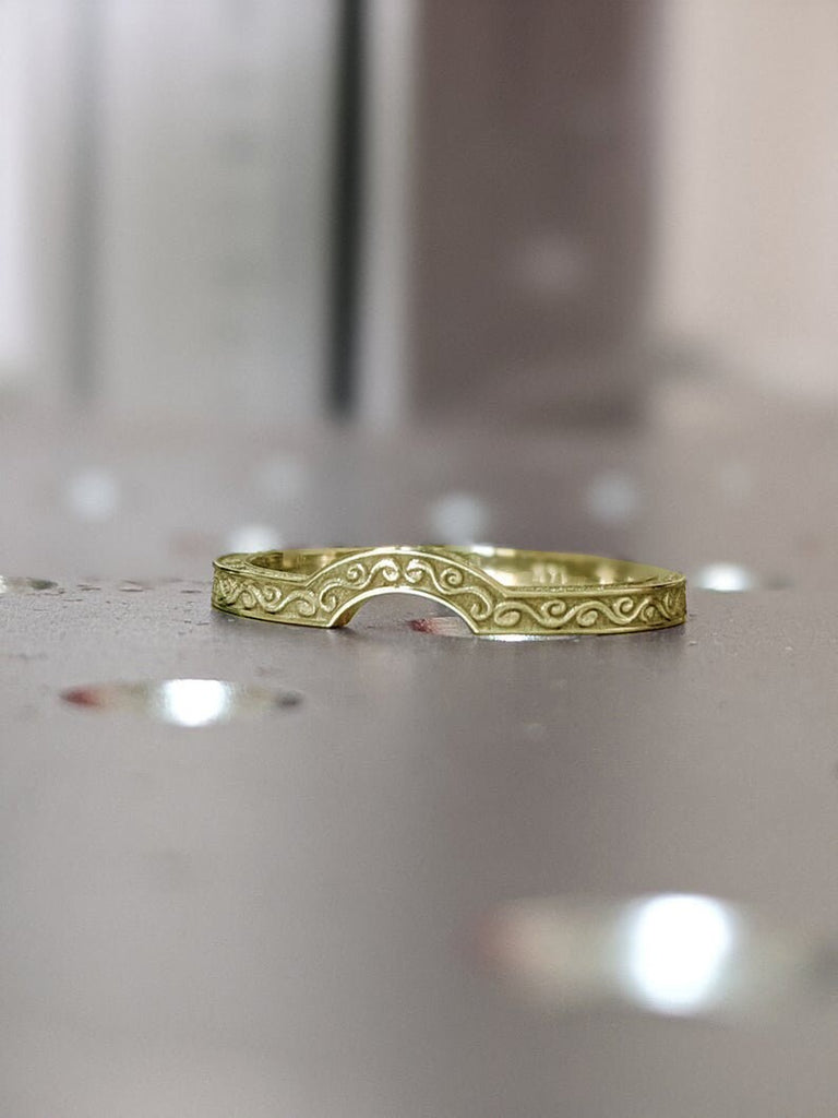 Curved Filigree Band Yellow Gold Vintage Band Band Art Deco Band Stackable Wedding Band Prong Band Engagement Band Anniversary Band New 14K