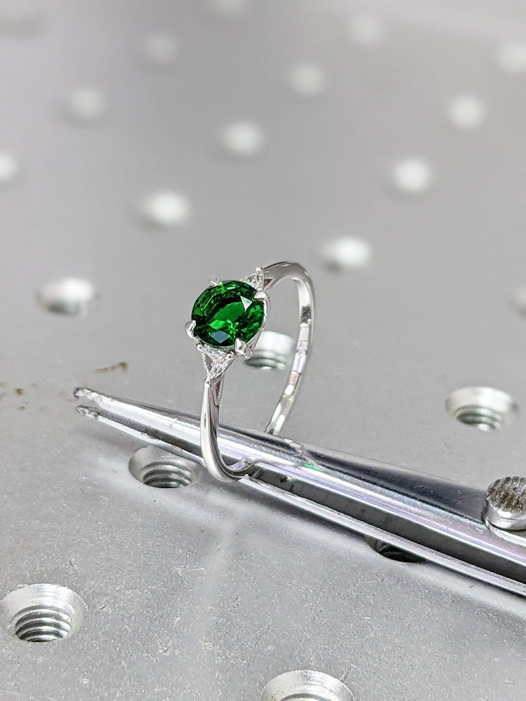 White Gold Emerald And Diamond Trillion Cut Ring, Emerald And Triangle Diamond, Unique 3 Stone Ring, 3 Stone Anniversary Ring