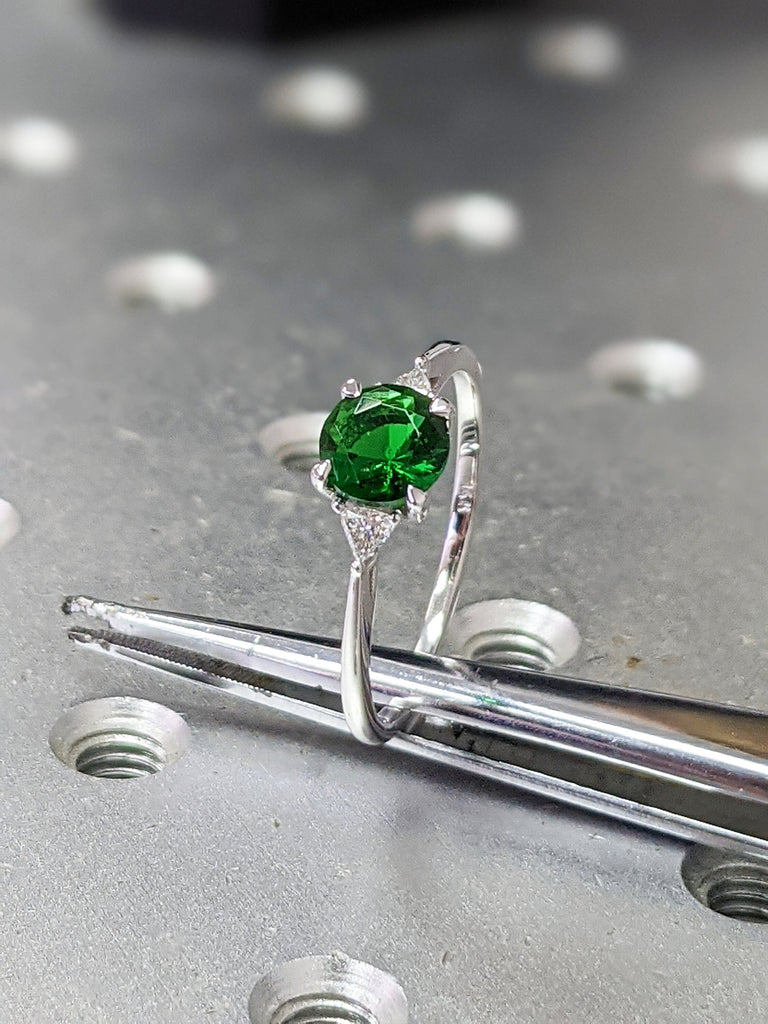 White Gold Emerald And Diamond Trillion Cut Ring, Emerald And Triangle Diamond, Unique 3 Stone Ring, 3 Stone Anniversary Ring