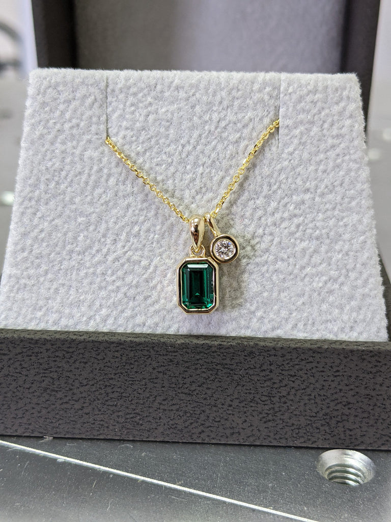 14k Emerald Necklace, Bezel Set Necklace, Crystal Solitaire & Diamond, May Birthstone Gift, Delicate Emerald Solitaire Necklace