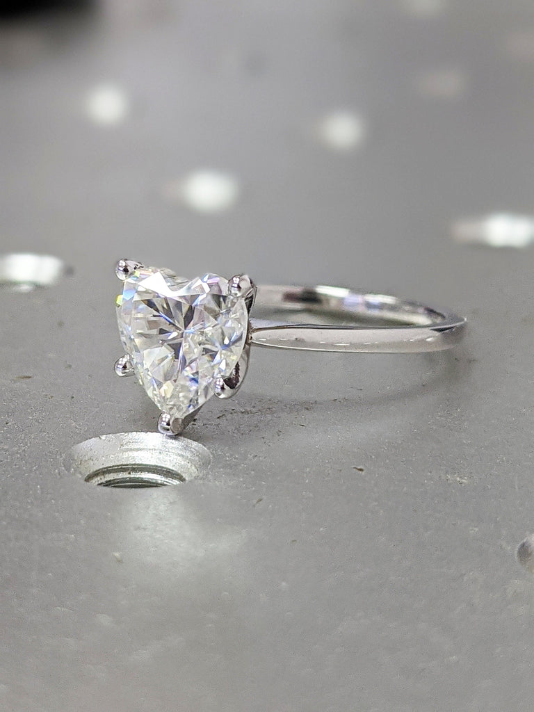 14K Solid Gold Engagement Ring / 2CT Heart Moissanite Diamond Wedding Ring/Moissanite Engagement Ring/Stack Ring/Promise ring/White gold