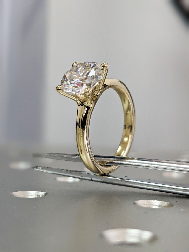 2 CT Moissanite Round Solitaire Engagement Ring, Brilliant Round Moissanite, Sustainably Created Diamond Engagement Ring, Gold Bridal Ring