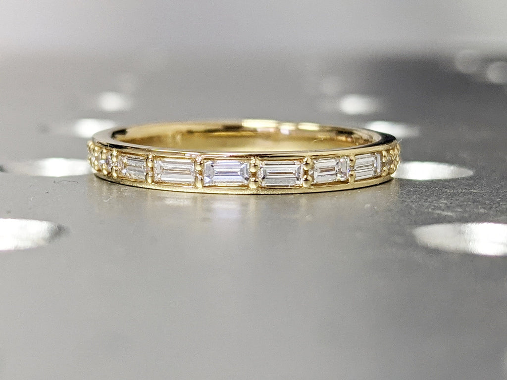 Baguette Wedding Band / 14k Gold 4 Baguette Diamond Women's Wedding Ring / Minimalist Design Ring / Baguette Diamond Ring