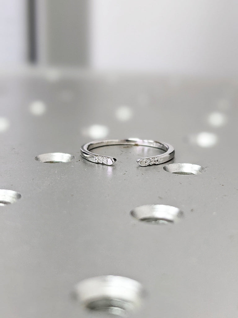 Diamond Wedding Band, Simple Diamond Wedding Ring,14k Solid White Gold Diamond Open Ring, Stacking Ring,Diamond Cuff Ring,Knuckle Ring