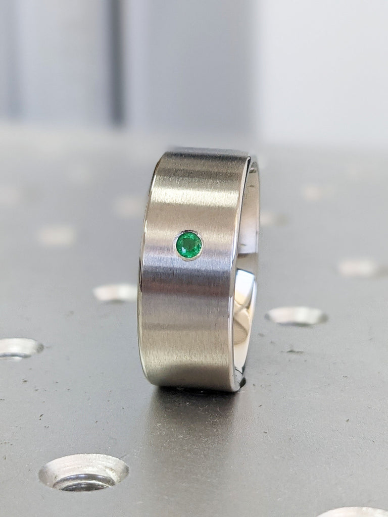 Brushed Titanium Ring, Mens Wedding Band, Wide Band Ring, Unique Wedding Band, Green Emerald Band, Green Emerald Ring, Mens Wedding Ring