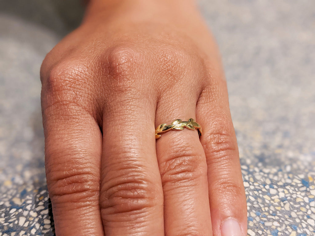 14k Solid Gold Vine Ring, Minimalist Flower Ring, Gold Flower Ring, Dainty Vine Ring, Gold Leaf Ring, Minimalist Vine Ring, Promise Ring