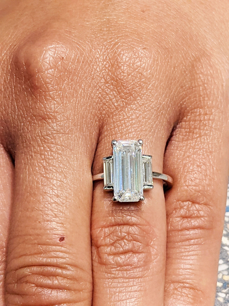 Emerald and Baguette Colorless Moissanite Three Stone Engagement Ring, Art deco baguette ring Emerald Cut Engagement Ring, Step Cut Baguette