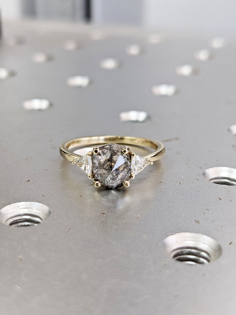 Raw Diamond oval Triangle Diamond, Salt and Pepper, Unique Engagement Ring, Rose Cut Geometric Diamond Ring, 14k Gold, Custom Handmade
