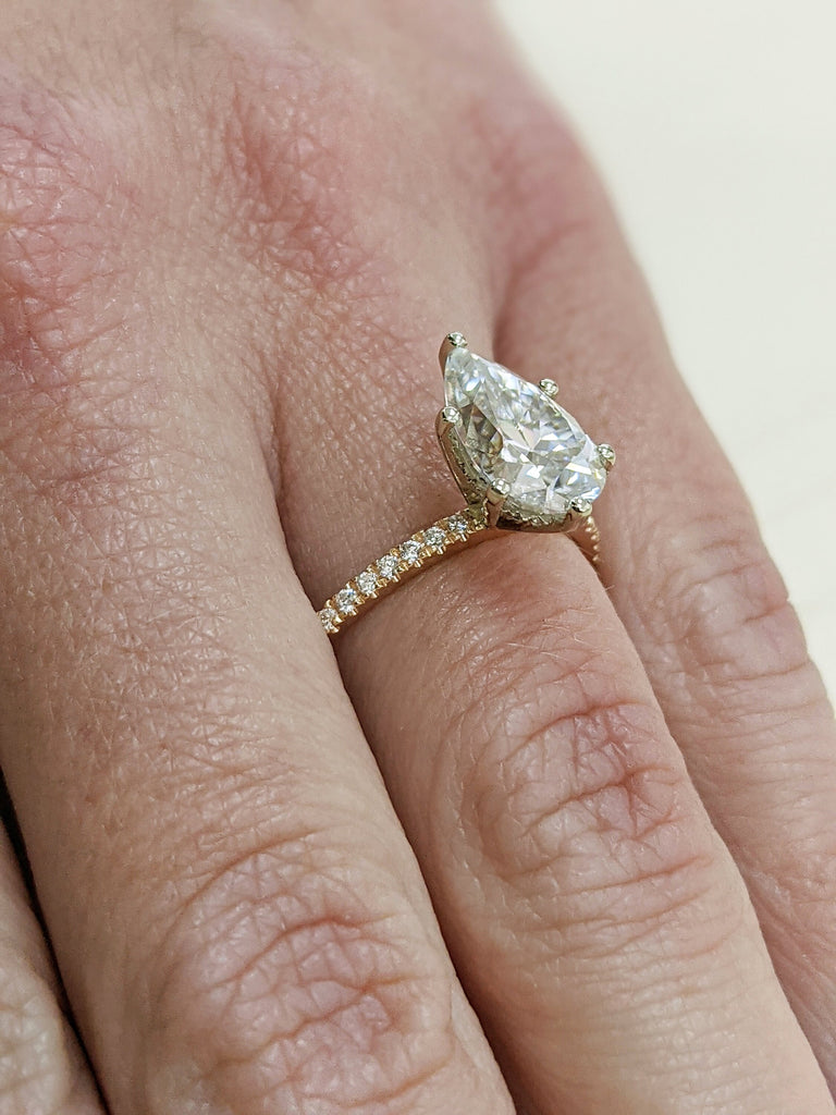 2.5 carat pear engagement ring skinny pear moissanite 11.5x7.2 1.6 ratio 1.6mm thin band & hidden halo moissanite ring