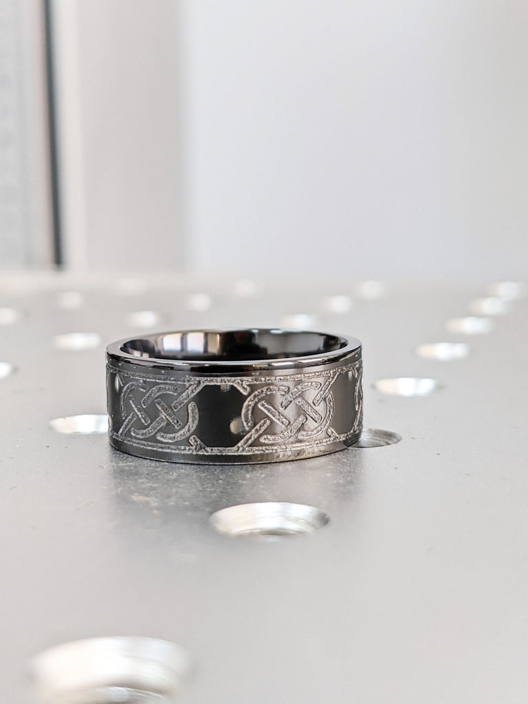 Celtic Irish Scottish woman men wedding ring band - Unique Mens Viking Wedding Bands Women Celtic Knot Ring