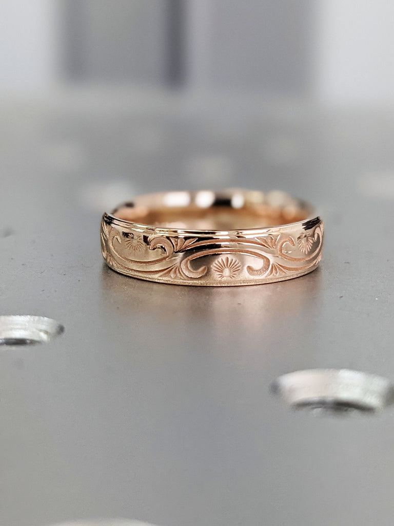 14K 18K Solid Gold Wedding Ring for Men & Women, 5mm Rose Gold Mens Wedding Band, Hand Engraved Mens Wedding Ring, Engraved Rings Paisley