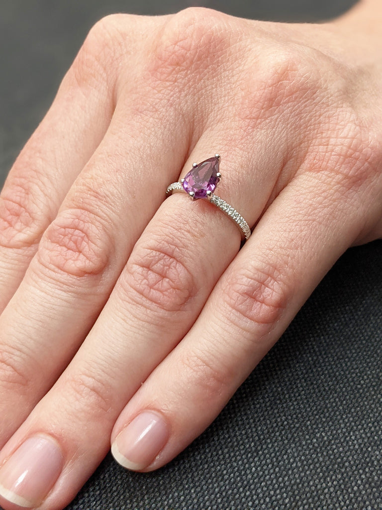 Vintage 9X6 Alexandrite engagement ring|Art deco Pear shape Bridal ring|Unique diamond\moissanite wedding ring|Antique Anniversary ring