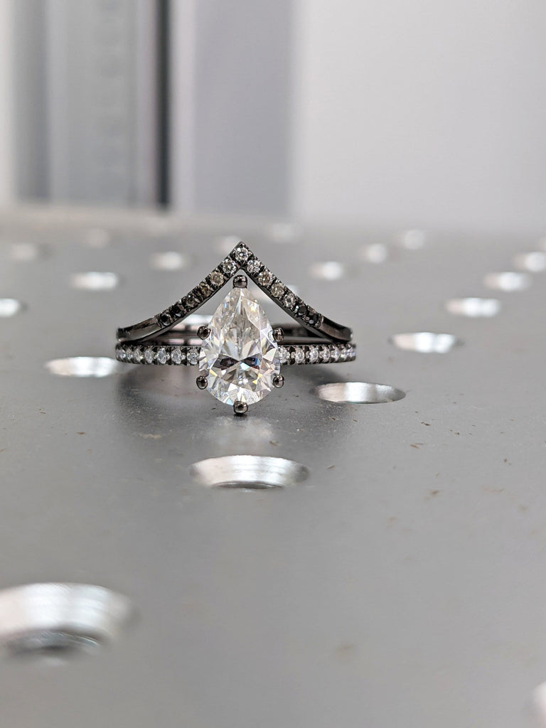 Pear Moissanite Diamond Engagement Ring, Art deco Pear shaped Black gold wedding ring set, Antique 14K Solid Gold Engagement Ring Bridal set