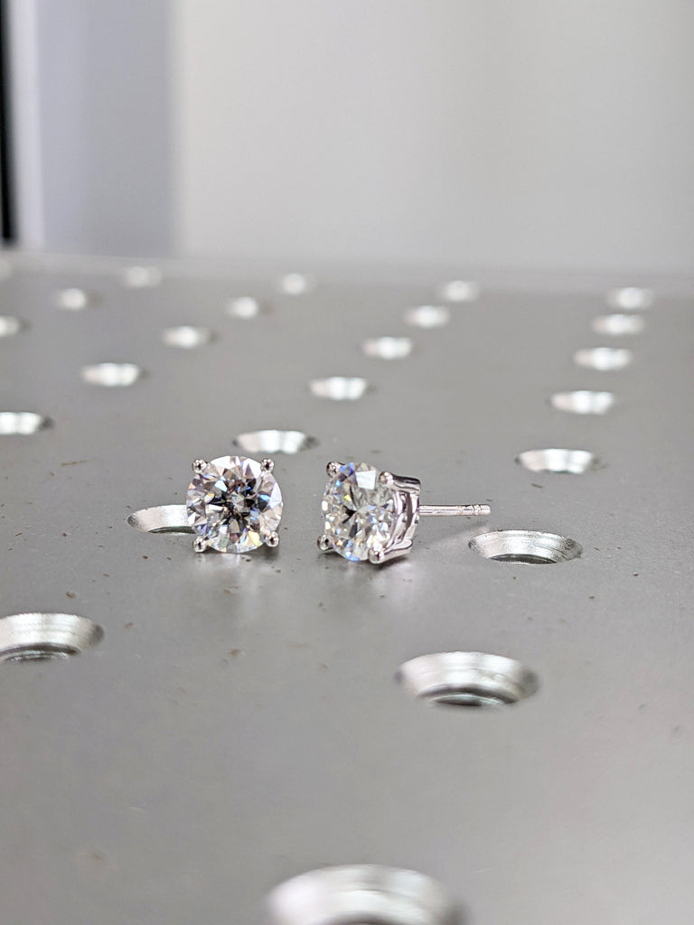 1 Carat Moissanite Diamond 4 Claws Stud Earrings, Round Moissanite Earrings, wedding anniversary stud earrings, everyday earrings