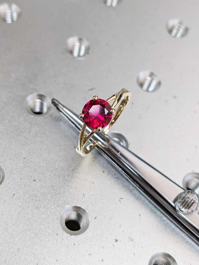 14k Gold Ruby Engagement Ring, Twisted Ruby Ring, Unique Ruby Ring, Nature Inspired Ruby Engagement Ring, 1ct Ruby Ring