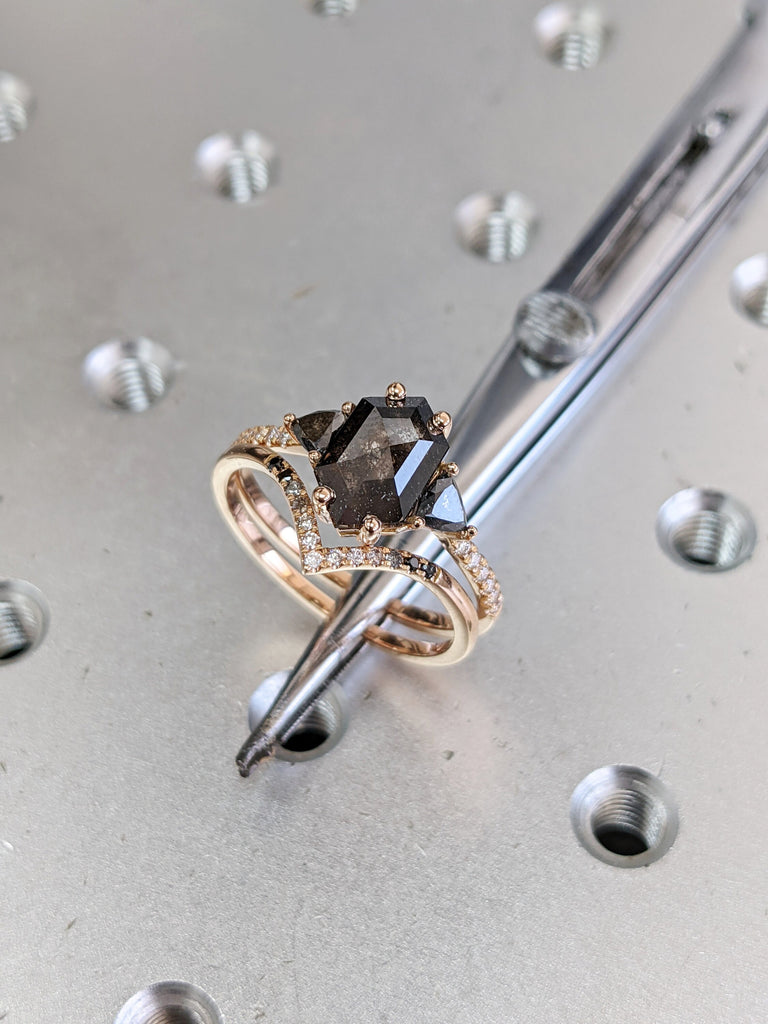Raw Diamond Hexagon Triangle Diamond, Salt and Pepper, Unique Engagement Ring, Rose Cut Geometric Diamond Ring, 14k Gold, Custom Handmade