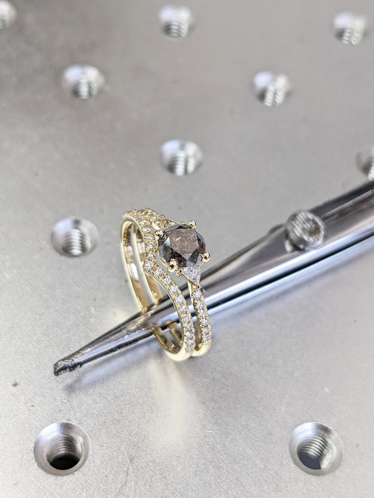Raw Diamond Round Triangle Diamond, Salt and Pepper, Unique Engagement Ring, Rose Cut Geometric Diamond Ring, 14k Gold, Custom Handmade