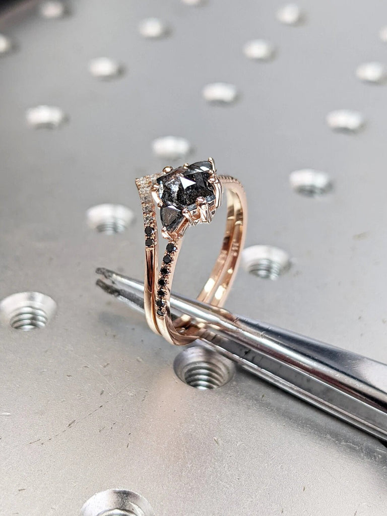 Raw Diamond Hexagon Triangle Diamond, Salt and Pepper, Unique Engagement Ring, Rose Cut Geometric Diamond Ring, 14k Gold, Custom Handmade