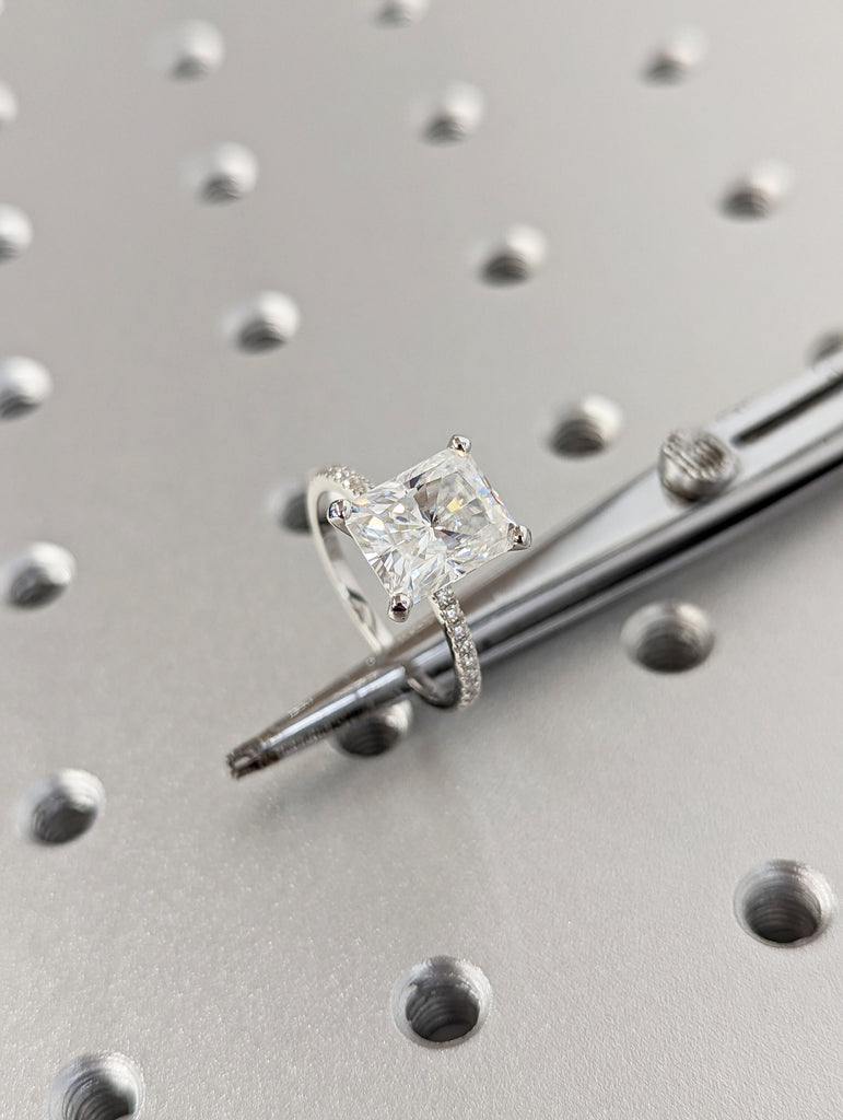 14K Solid Gold Engagement Ring /3.0CT Radiant Moissanite Diamond Wedding Ring/Moissanite Engagement Ring/Stack Ring/Promise ring/Rose gold