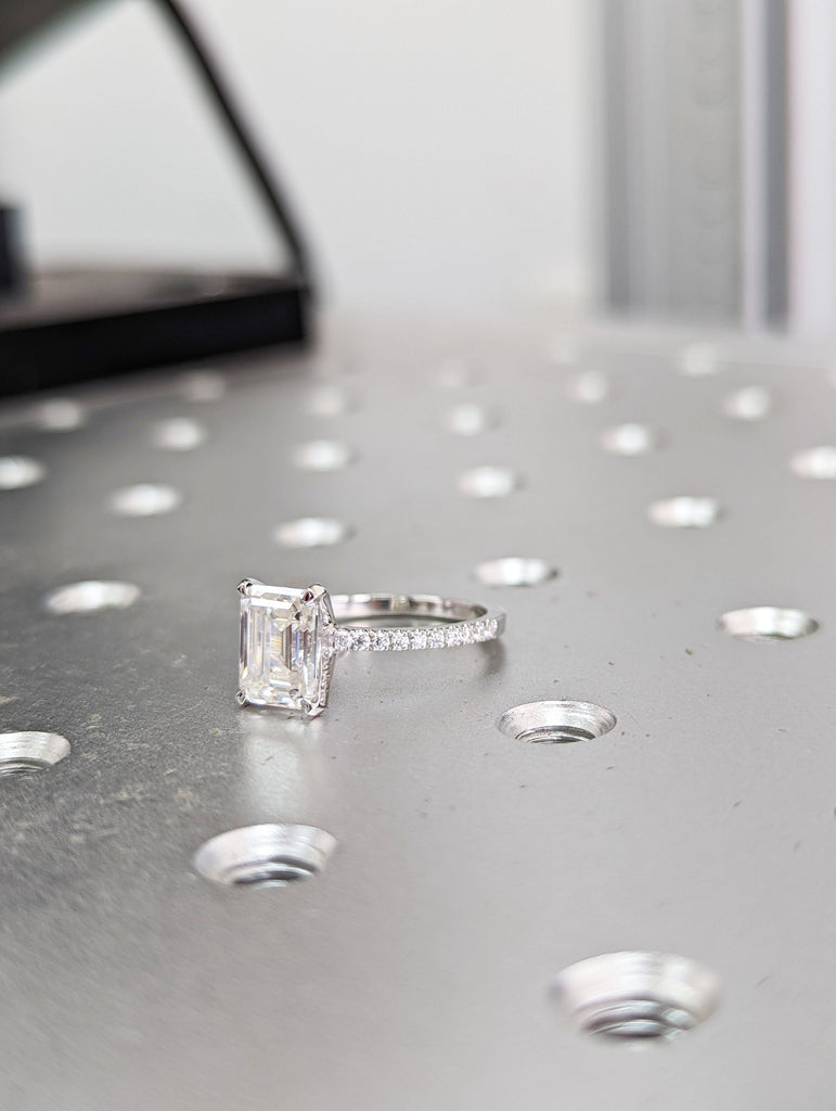 6x8mm Emerald Moissanite Engagement Ring, Emerald Wedding Ring, Unique Anniversary Ring, Promise Gift For Her, Antique Art Deco Bridal Ring