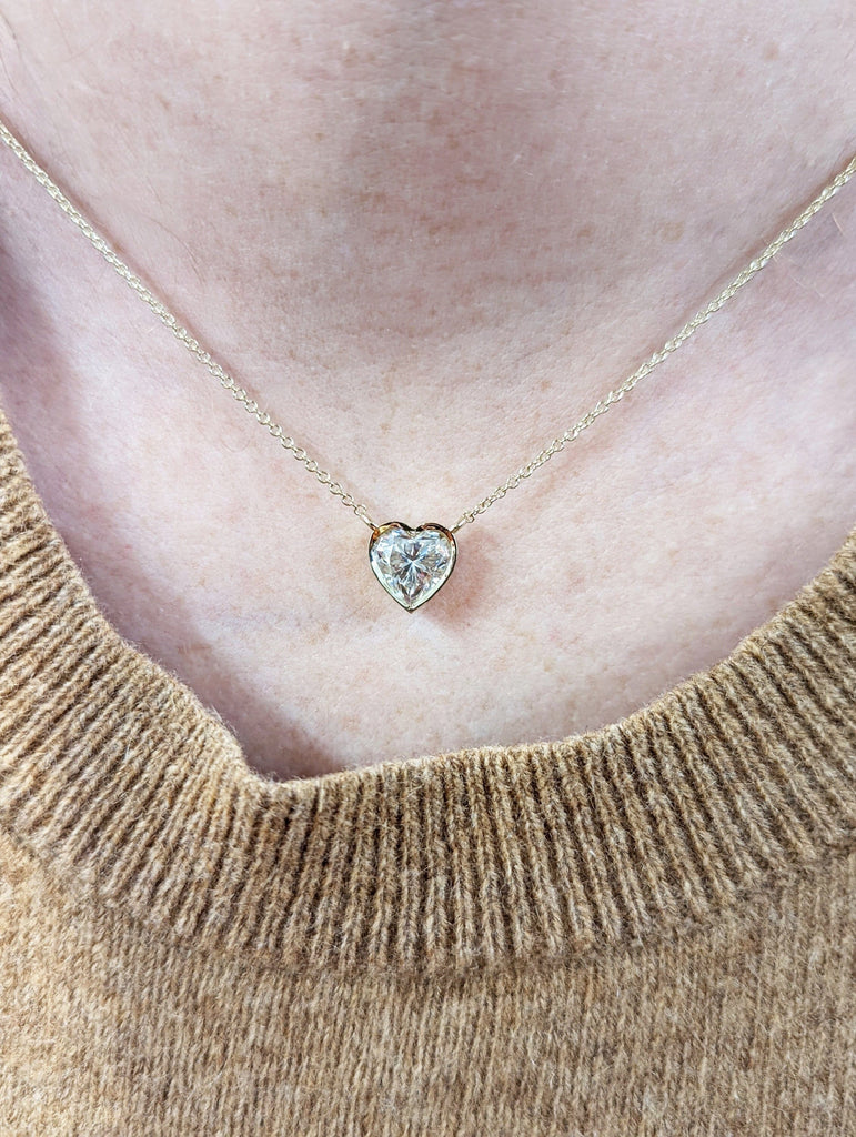 Small Moissanite Heart Necklace / 14k Gold Moissanite Heart Necklace / Mini Heart Necklace / Mothers Day / 14k Gold Moissanite Heart /Love