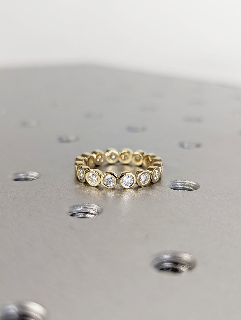 14k 18k Gold Full Diamond Moissanite Eternity Ring, Stackable Ring Wedding Band, Bezel Set Ring for Her, Dainty Wedding Engagement Ring